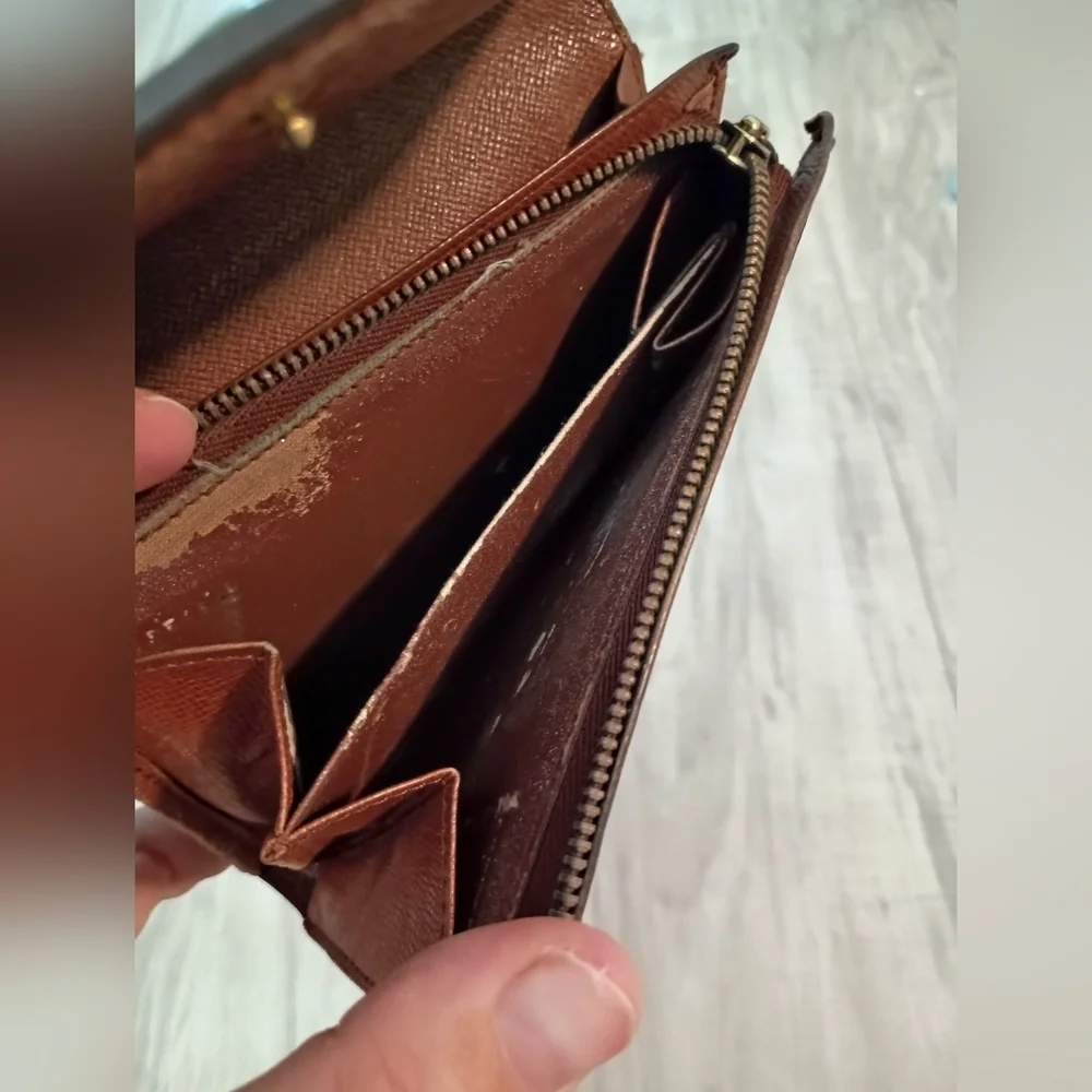 Louis Vuitton LV Monogram Porte Monnaie Tresor Wallet - Picture 7 of 12